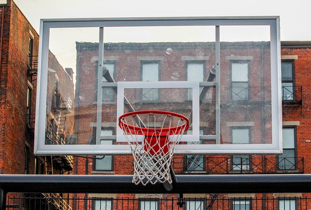 Stay Safe when Playing Baskeball